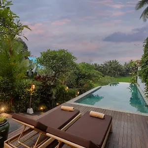 ubud-padi-villas.hotelubudbali.com/
